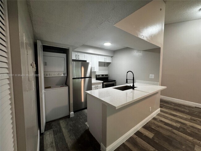property at 5628 Rock Island Rd