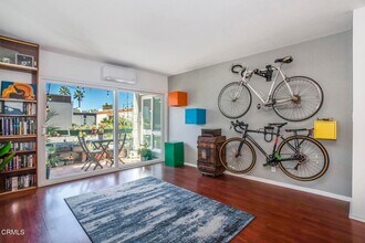 355 S Los Robles Ave, Unit 311 in Pasadena, CA - Building Photo - Building Photo