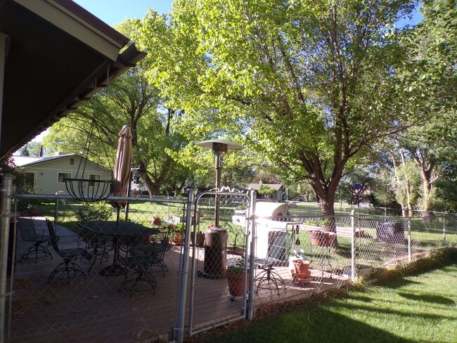 17226 Woodgate Rd in Montrose, CO - Building Photo - Building Photo