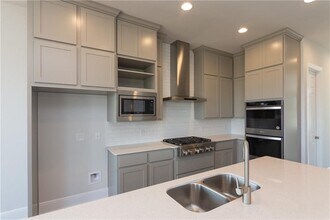 3300 Scenic Valley Dr in Cedar Park, TX - Building Photo - Building Photo