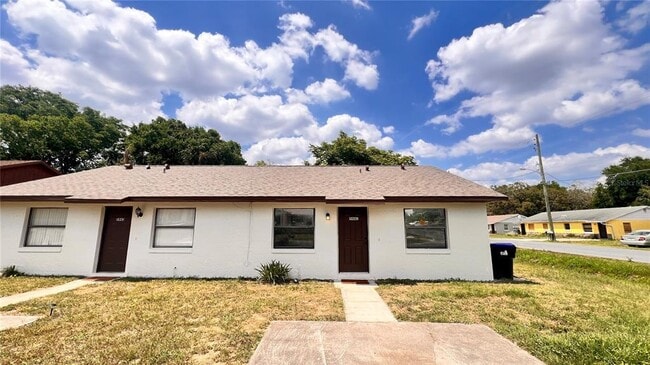 property at 5941 W Amelia St