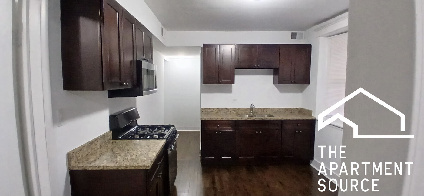 1327 N Avers Ave in Chicago, IL - Building Photo