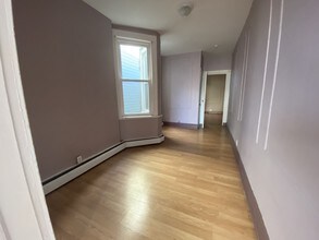 300 Palisade Ave-Unit -5 in Jersey City, NJ - Foto de edificio - Building Photo