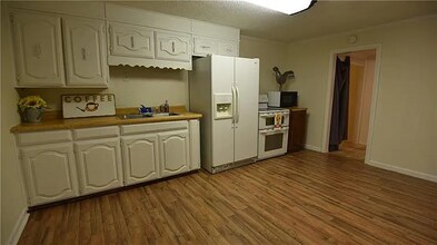 118 County Rd 1816 in Clifton, TX - Building Photo - Building Photo