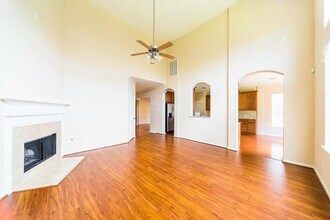 6818 Alden Ct in Sugar Land, TX - Building Photo - Building Photo