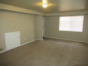 221 Columbia Rd in Colorado Springs, CO - Building Photo - Building Photo