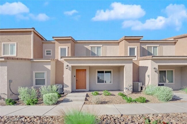 6200 Foxes Dl St in Las Vegas, NV - Building Photo - Building Photo