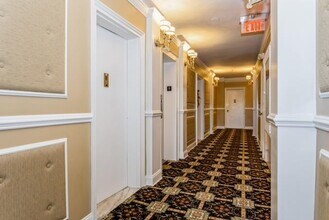 111 7th St in Garden City, NY - Building Photo - Building Photo