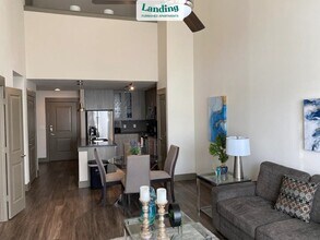 120 W CityLine Dr-Unit -44.1335600 in Richardson, TX - Building Photo - Building Photo