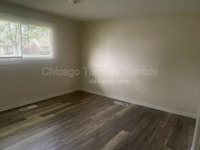 3901 167th Pl in Country Club Hills, IL - Building Photo - Building Photo