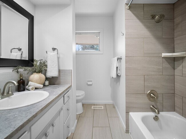 107 E 16th Ave in Spokane, WA - Building Photo - Building Photo