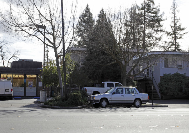 3349 Mount Diablo Blvd in Lafayette, CA - Building Photo - Building Photo