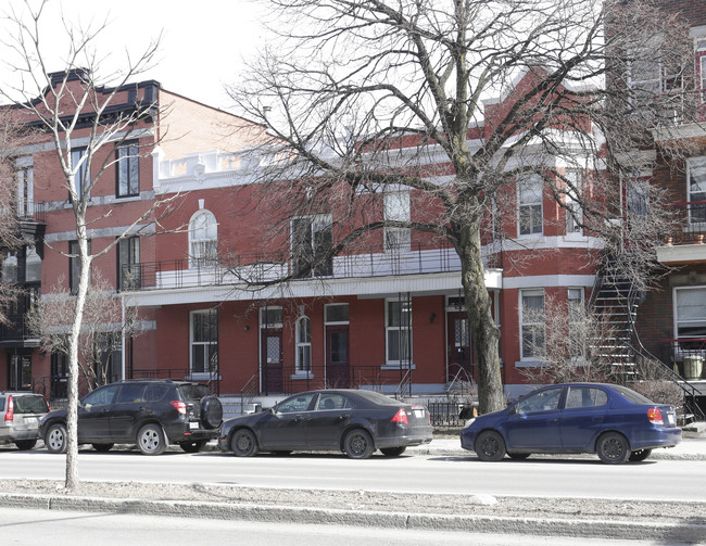 138-142 Saint-Joseph O in Montréal, QC - Building Photo - Primary Photo