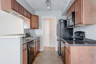 5702 Marvin Loving Dr, Unit 203 in Garland, TX - Building Photo - Building Photo