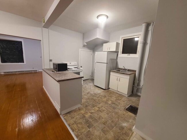 property at 307 Lipton St