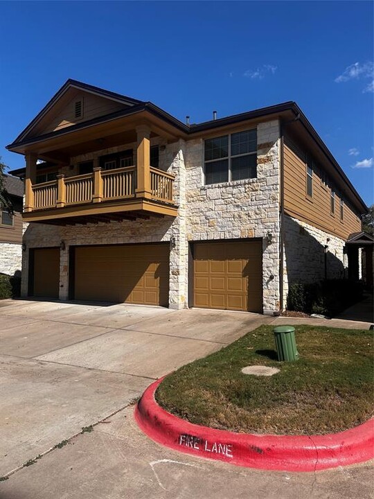 1310 W Parmer Ln in Austin, TX - Building Photo