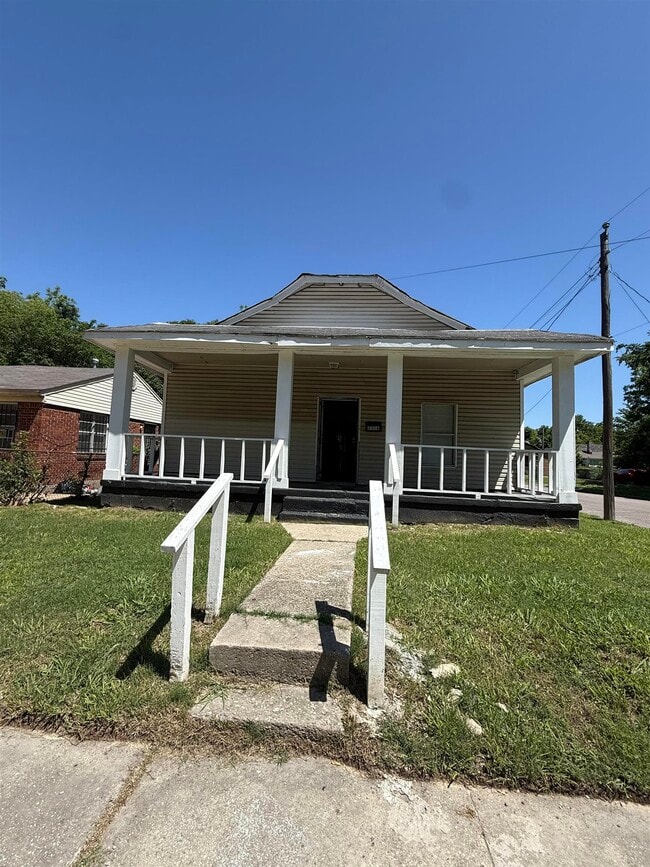 property at 2316 Norman Ave