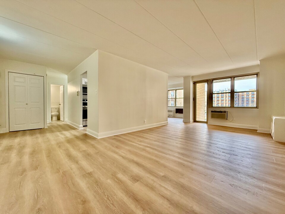 33 North Third Ave in Mount Vernon, NY - Building Photo