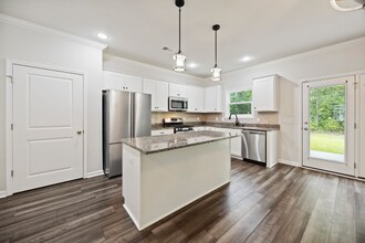 296 Torslanda Ln in Summerville, SC - Building Photo - Building Photo