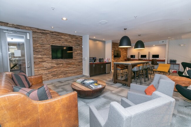 Block Lofts in Atlanta, GA - Foto de edificio - Building Photo