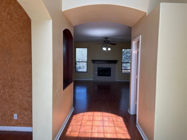 1311 El Matorral in San Antonio, TX - Building Photo - Building Photo