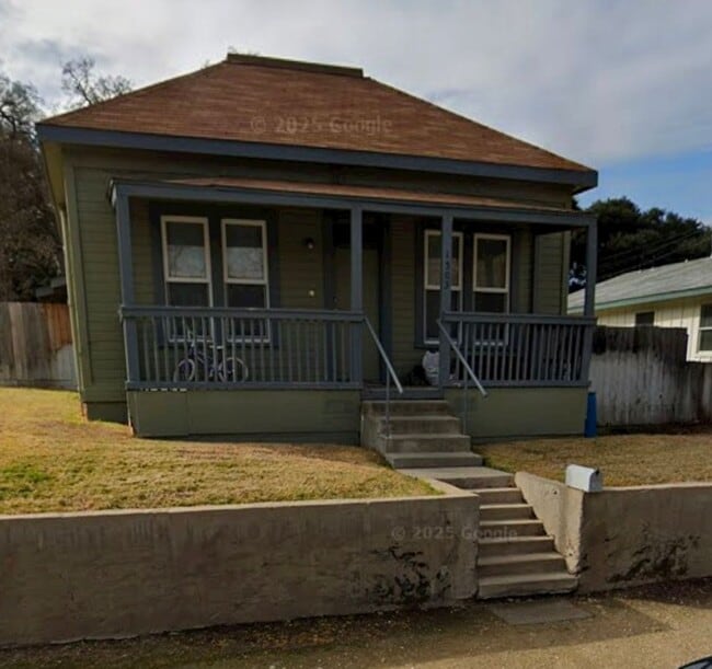 1503 Olive St in Paso Robles, CA - Building Photo - Building Photo