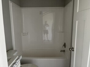 10 Andieange Cir in Asheville, NC - Building Photo - Building Photo