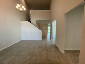 14819 Loggerhead Dr in Naples, FL - Building Photo - Building Photo