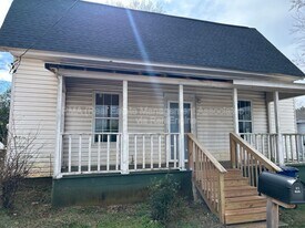 618 Hammock St in Griffin, GA - Building Photo