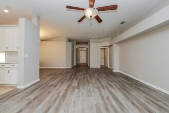 510 Caribe Ridge Way in Ruskin, FL - Foto de edificio - Building Photo