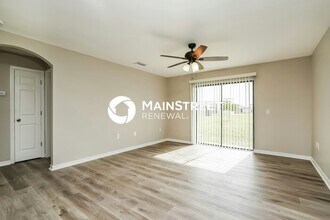 128 Shadow Lakes Dr in Lehigh Acres, FL - Building Photo - Building Photo