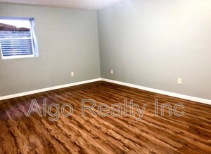 1426 N Morgan Ave in Minneapolis, MN - Building Photo - Building Photo