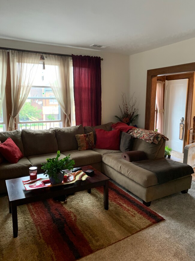 1361 Hertel Ave, Unit 2