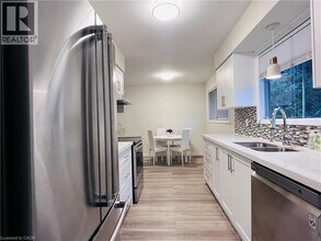 243 Appleby Line in Burlington, ON - Building Photo - Building Photo