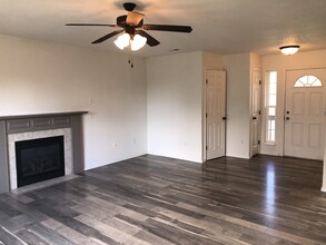 1500 NW Canyon View Dr in Pullman, WA - Building Photo - Building Photo