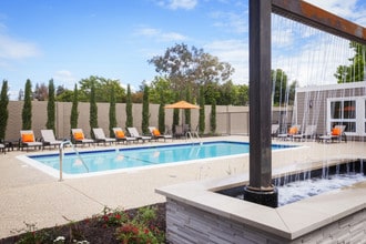 Halford Gardens Apartments in Santa Clara, CA - Building Photo - Building Photo