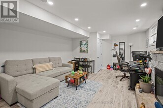 599 Glencairn Ave in Toronto, ON - Building Photo - Building Photo