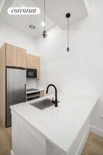 403 Linden St in Brooklyn, NY - Building Photo - Building Photo