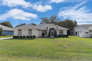 2786 N Canterbury Lake Dr in Hernando, FL - Building Photo