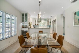 4183 Pamona Ave in Miami, FL - Building Photo - Building Photo