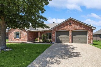 128 Country Lakes Blvd in Argyle, TX - Building Photo - Building Photo