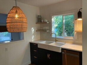 20 Olive Ave in Larkspur, CA - Building Photo - Building Photo