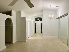 22681 Royal Crown Terrace E in Boca Raton, FL - Foto de edificio - Building Photo