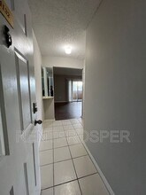 4132 Versailles Dr in Orlando, FL - Building Photo - Building Photo