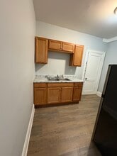 424 W Washington St, Unit 2 in Charleston, WV - Building Photo - Building Photo