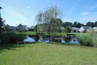 130 Lazy Daisy Dr in Bluffton, SC - Building Photo - Building Photo