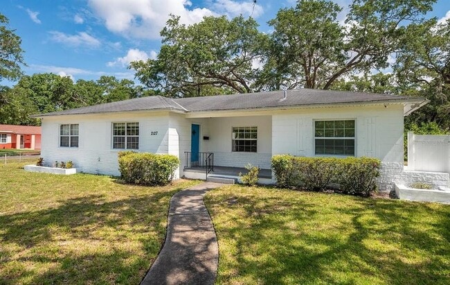 property at 2127 26th Ave S