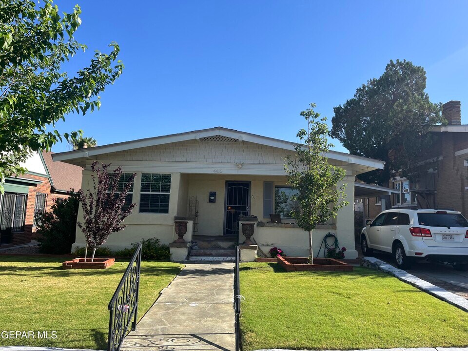 4415 Cumberland Ave in El Paso, TX - Building Photo