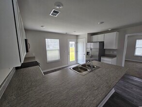 188 Cambridge Dr in Tabor City, NC - Building Photo - Building Photo