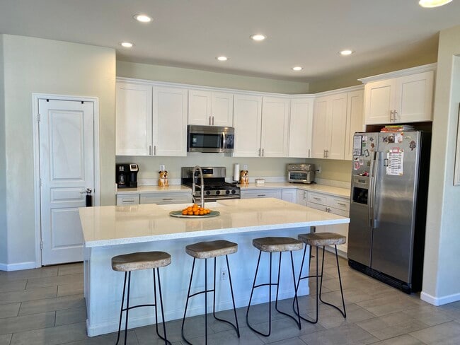 property at 6804 W Lone Cactus Dr
